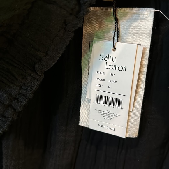 NWT Ruffle Black 2 Piece Cropped Top and Flowy Pants - Picture 9 of 9